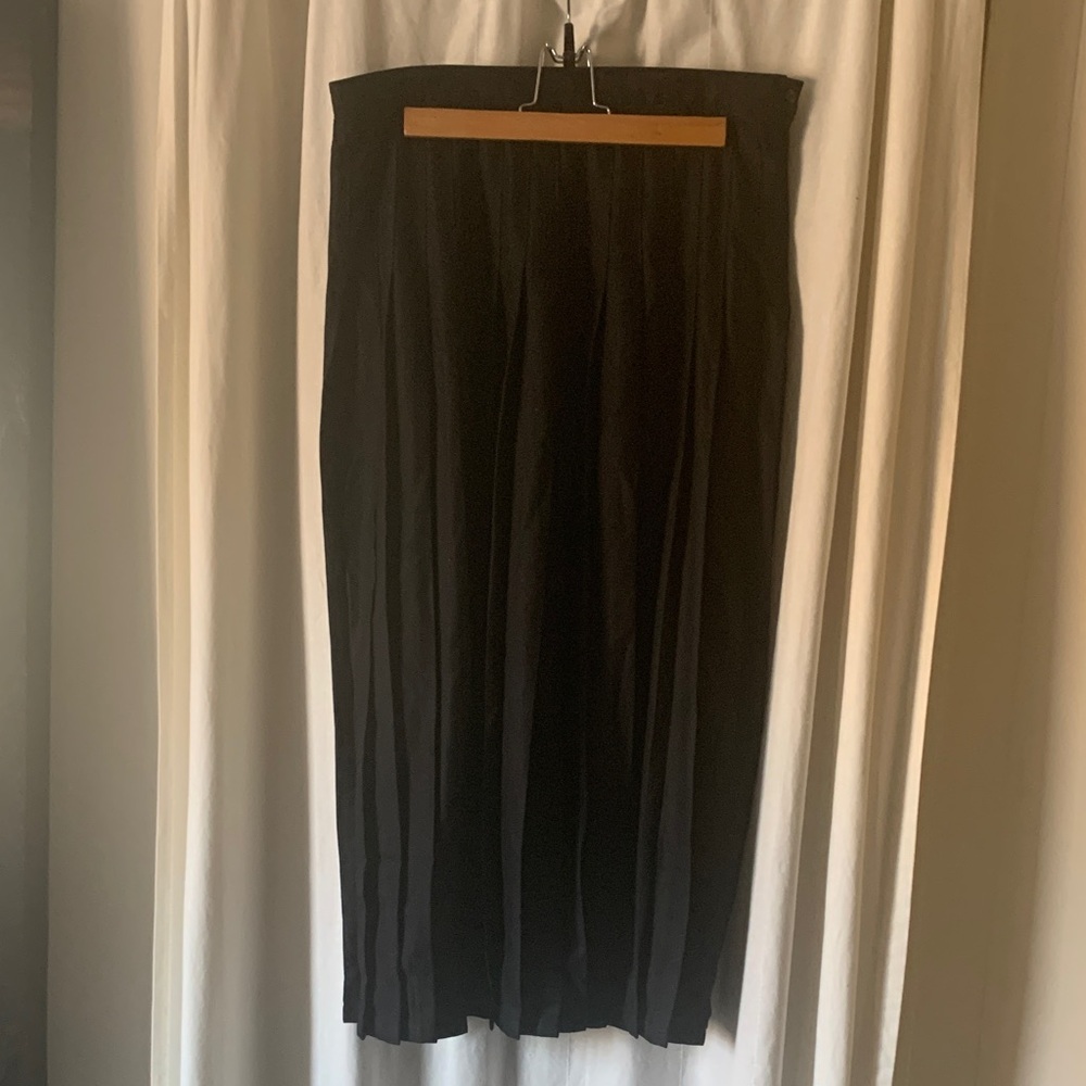 Elegant Lands’ End Solid Pleated Skirt - Ankle Length